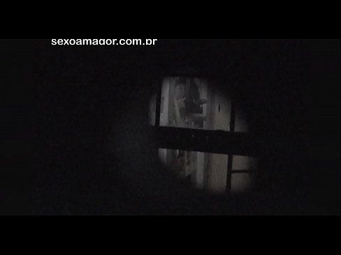 ❤️ Blondi saa salaa videokuvaa naapuruston tirkistelijältä piilossa onttojen tiilien takana ❤ Vittu video at fi.28films.ru ❤